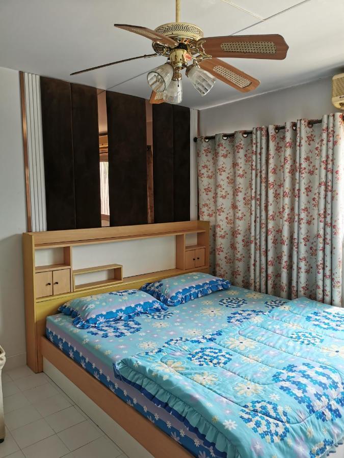 Popular Condo By Jintana Pak Kret Esterno foto