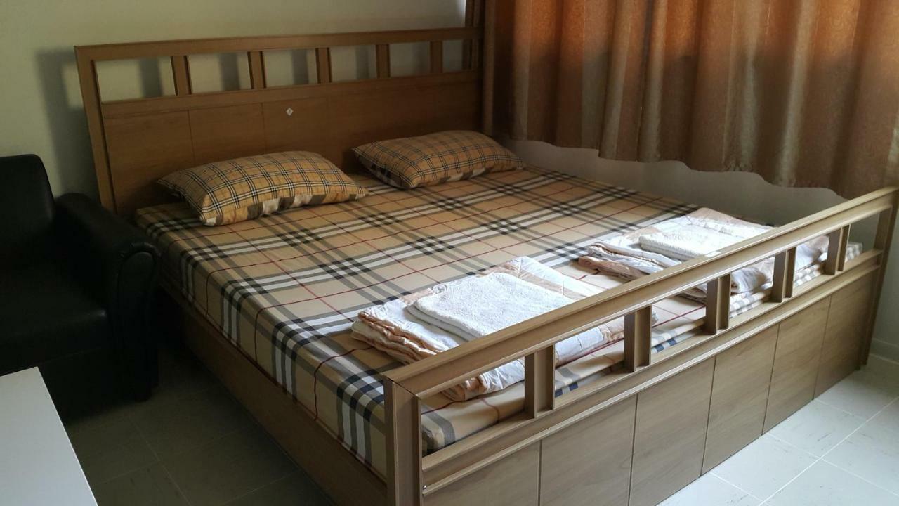 Popular Condo By Jintana Pak Kret Esterno foto